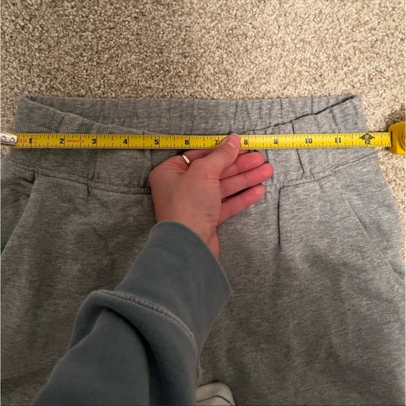 GROUP BY BABATON Rocket XXS/XS grey French terry cropped ankle pants EUC Aritzia - Picture 9 of 12